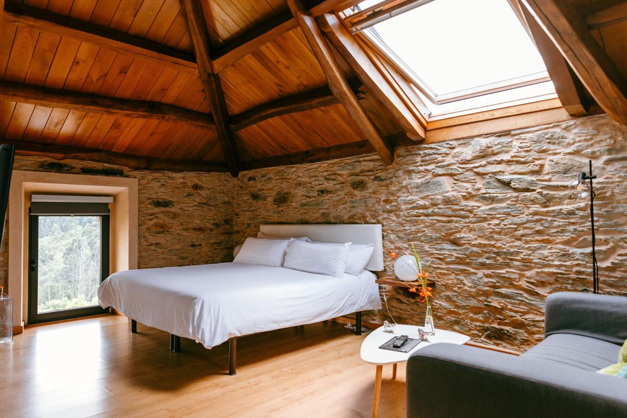 Hotel El Castano Dormilon Санта Марта де Ортигейра Екстериор снимка