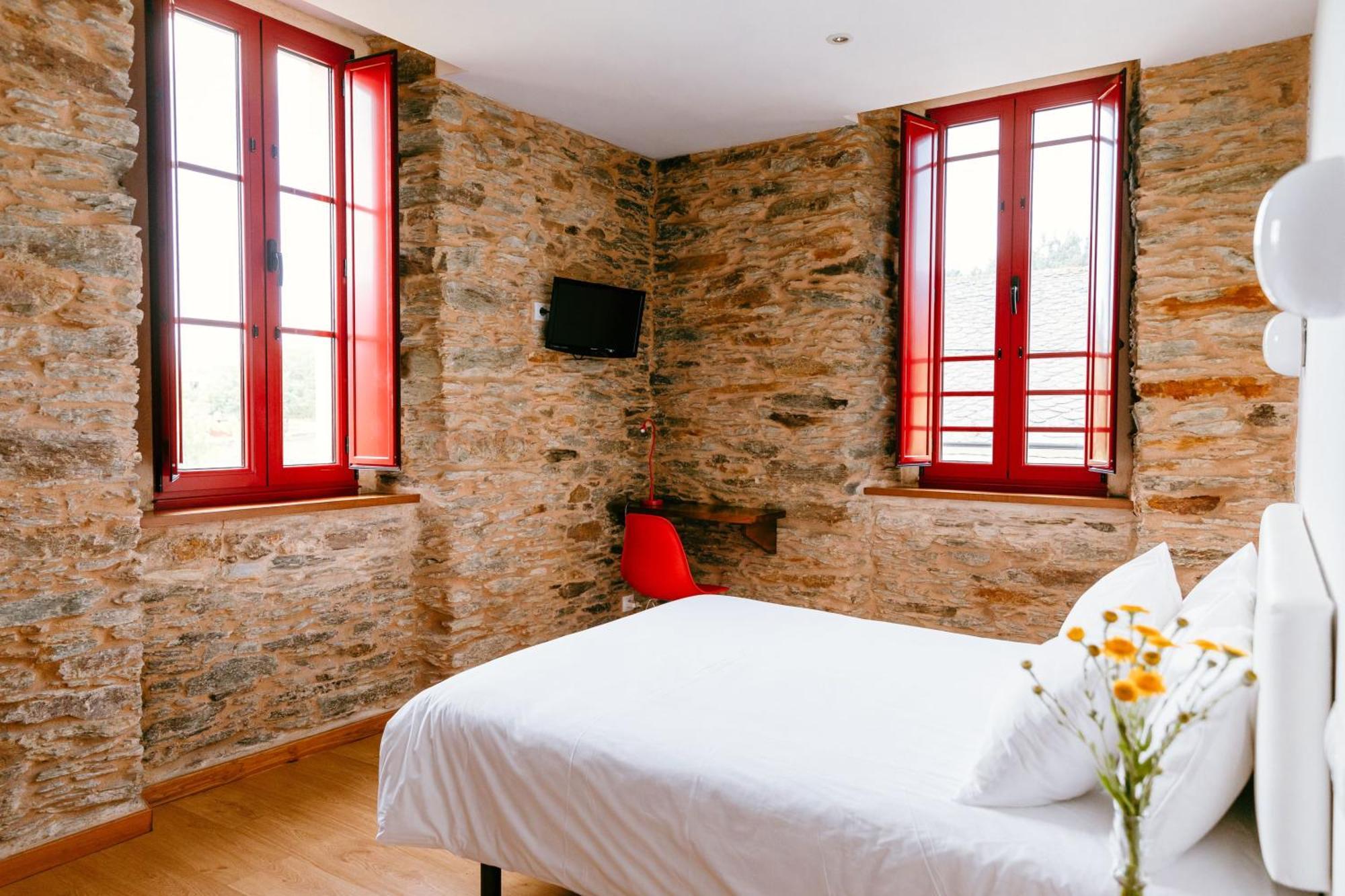 Hotel El Castano Dormilon Санта Марта де Ортигейра Екстериор снимка