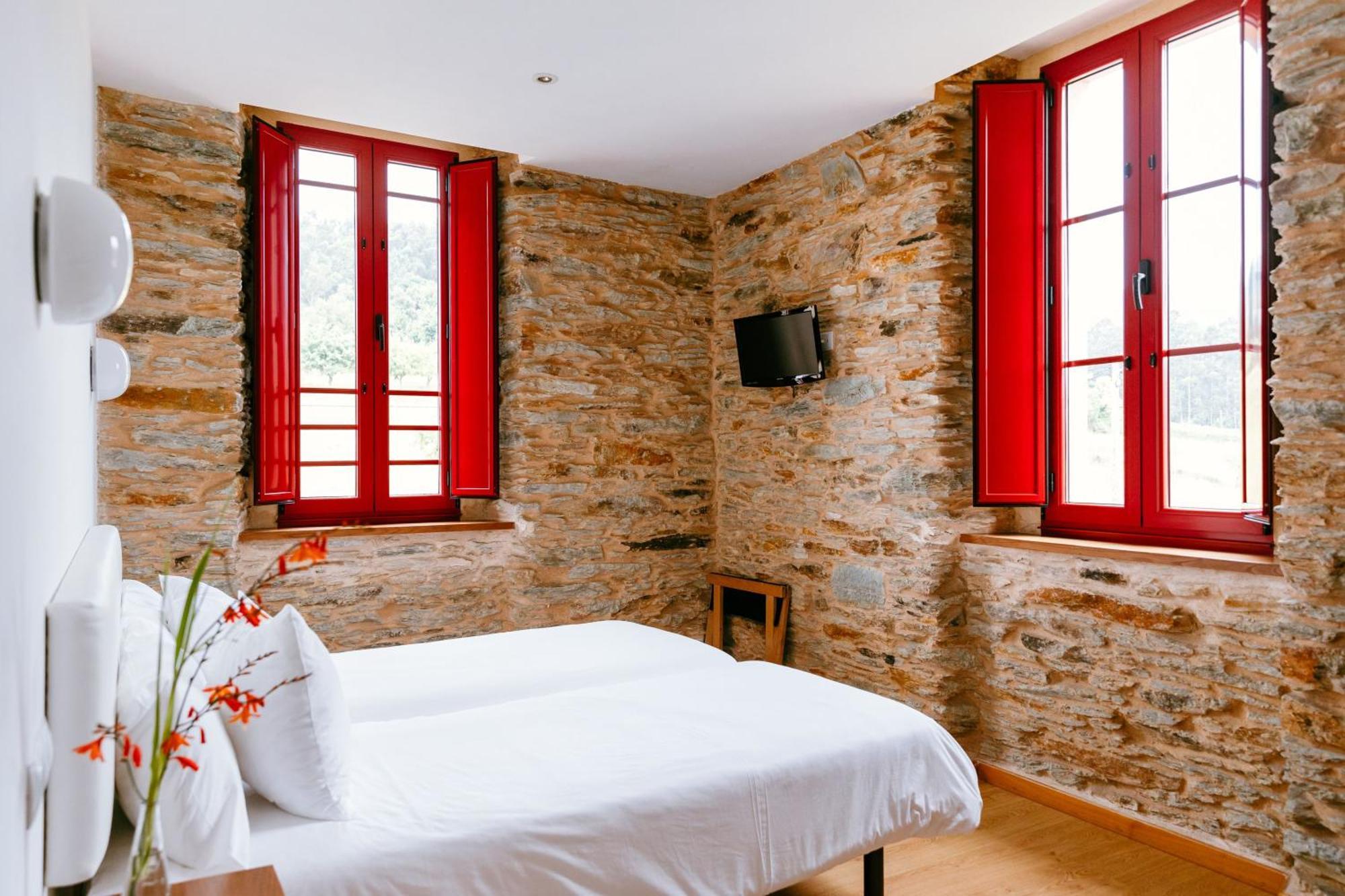 Hotel El Castano Dormilon Санта Марта де Ортигейра Екстериор снимка