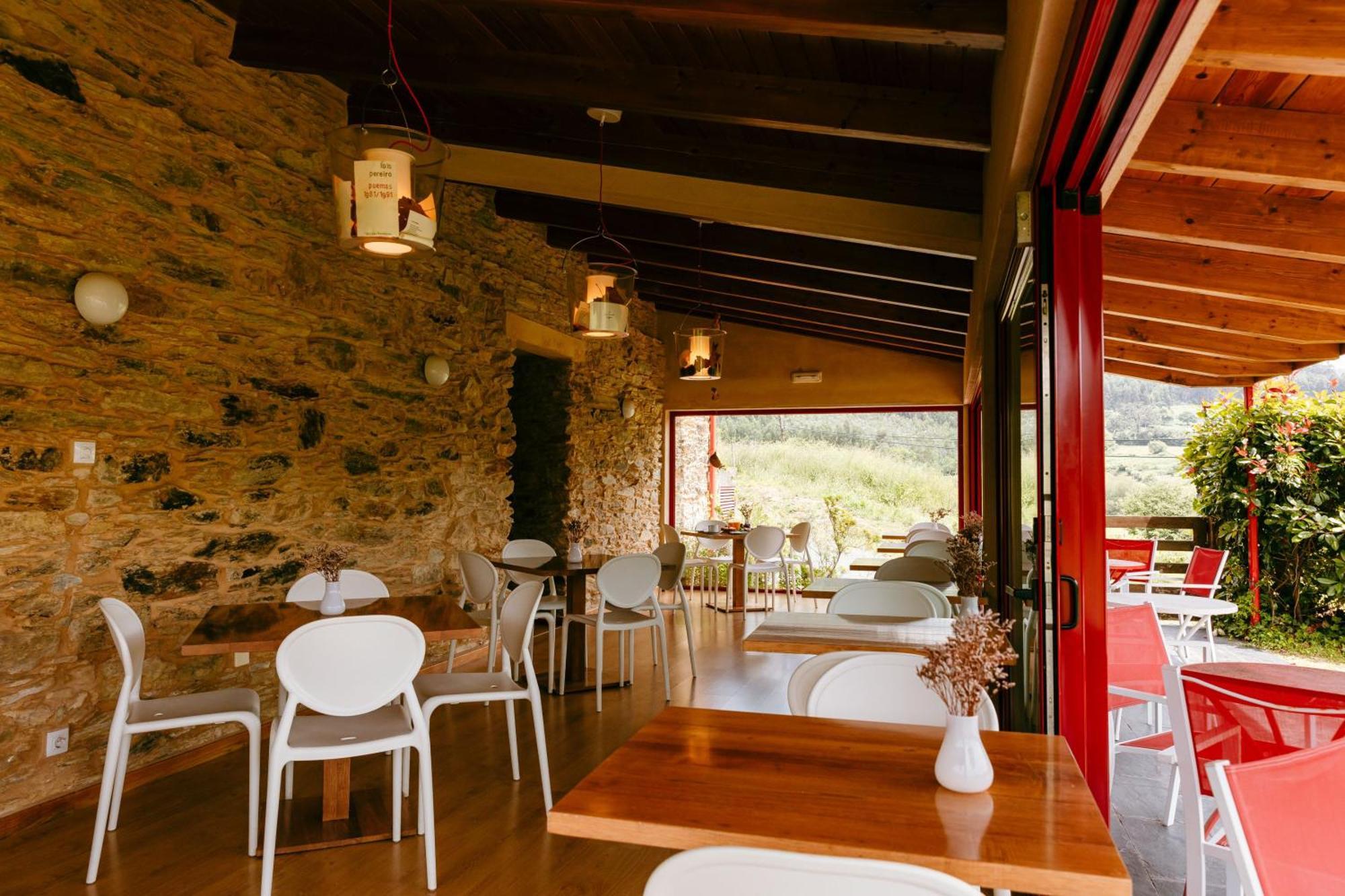 Hotel El Castano Dormilon Санта Марта де Ортигейра Екстериор снимка